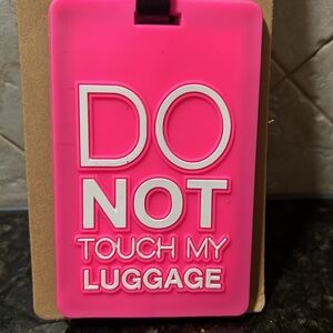 Recognize your luggage right away with this tag!! “Do not touch my luggage”